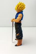 Figura Trunks (Future Trunks) - Dragon Ball Z